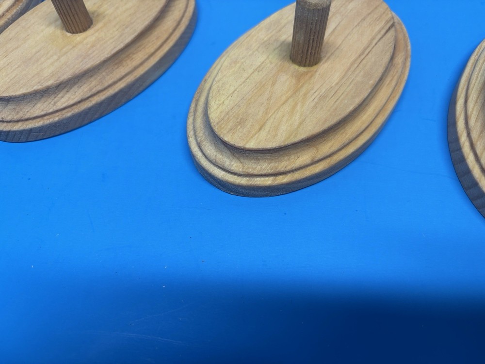 4 - Ovals Style Game/ Duck Call Stands D14