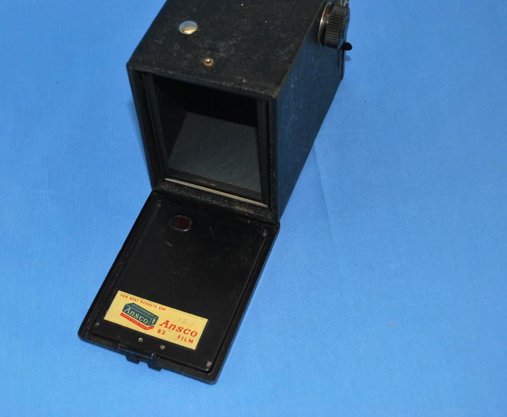 Vintage Agfa Ansco B2 Cadet Roll Film Box Camera UNTESTED