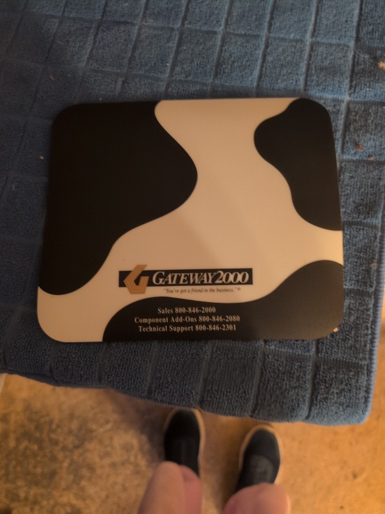 Vintage Gateway 2000 Mouse Pad Cow Print Computer Classic Design Black & White