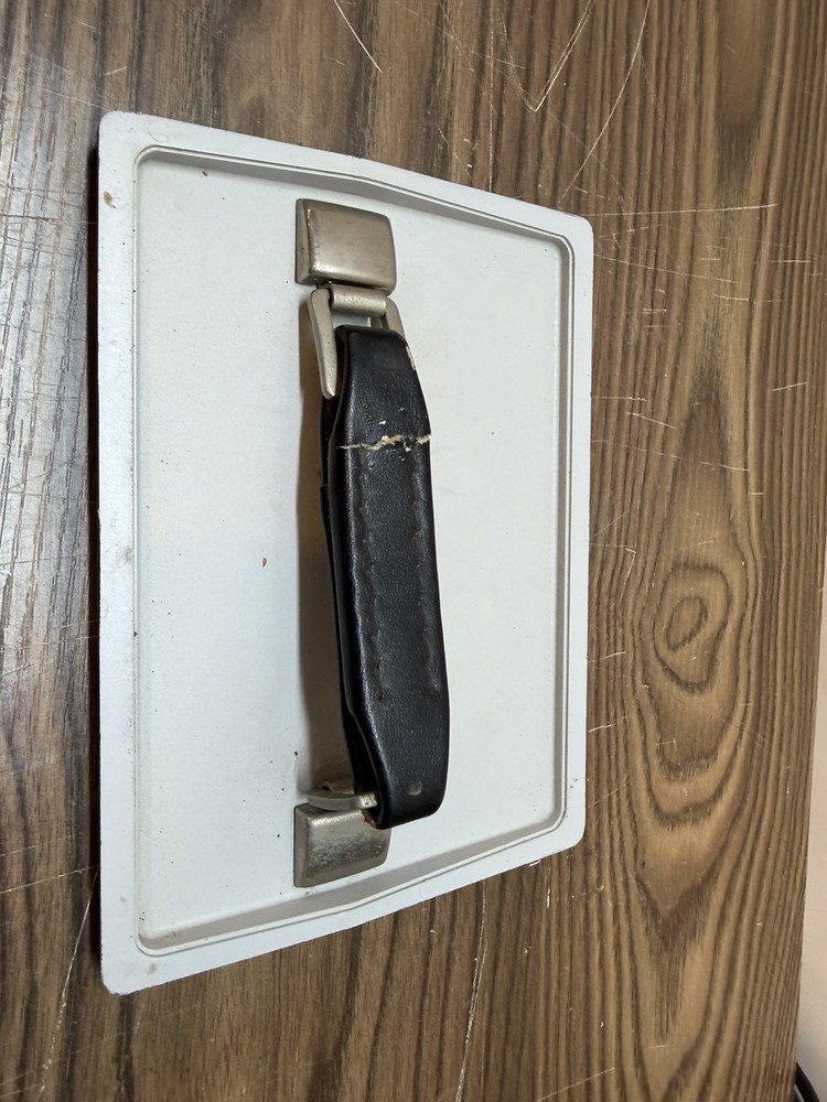 VINTAGE OSBORNE 1 ONE HANDLE AS IS CRACKED LEATHER