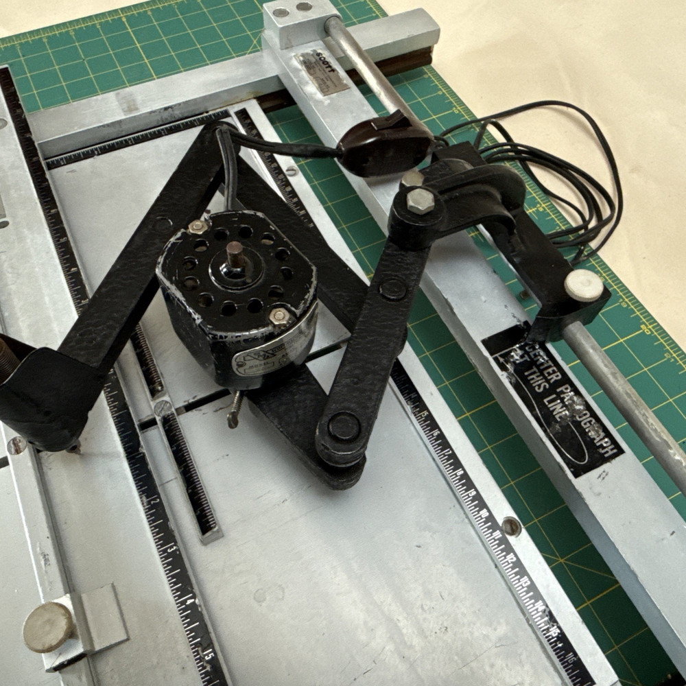 Scott SM-300 pantograph engraving machine