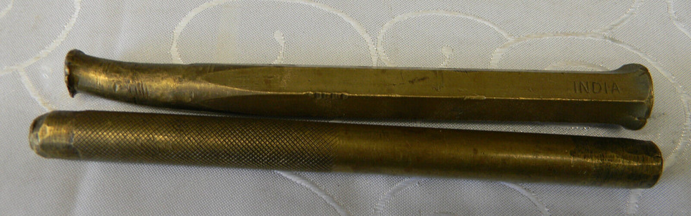 2PC UNBRANDED 1/2" DIAMETER 7-1/2" LONG BRASS DRIFT PUNCH SET
