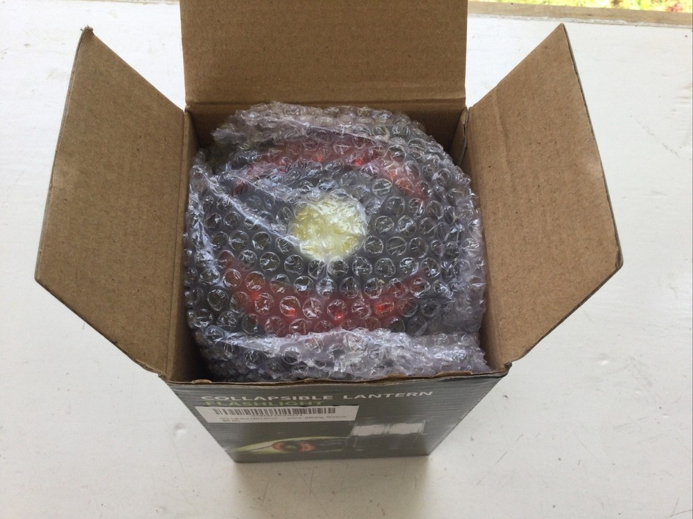 CAMPING LANTERN FLASHLIGHT AND BEACON Two In One With Box