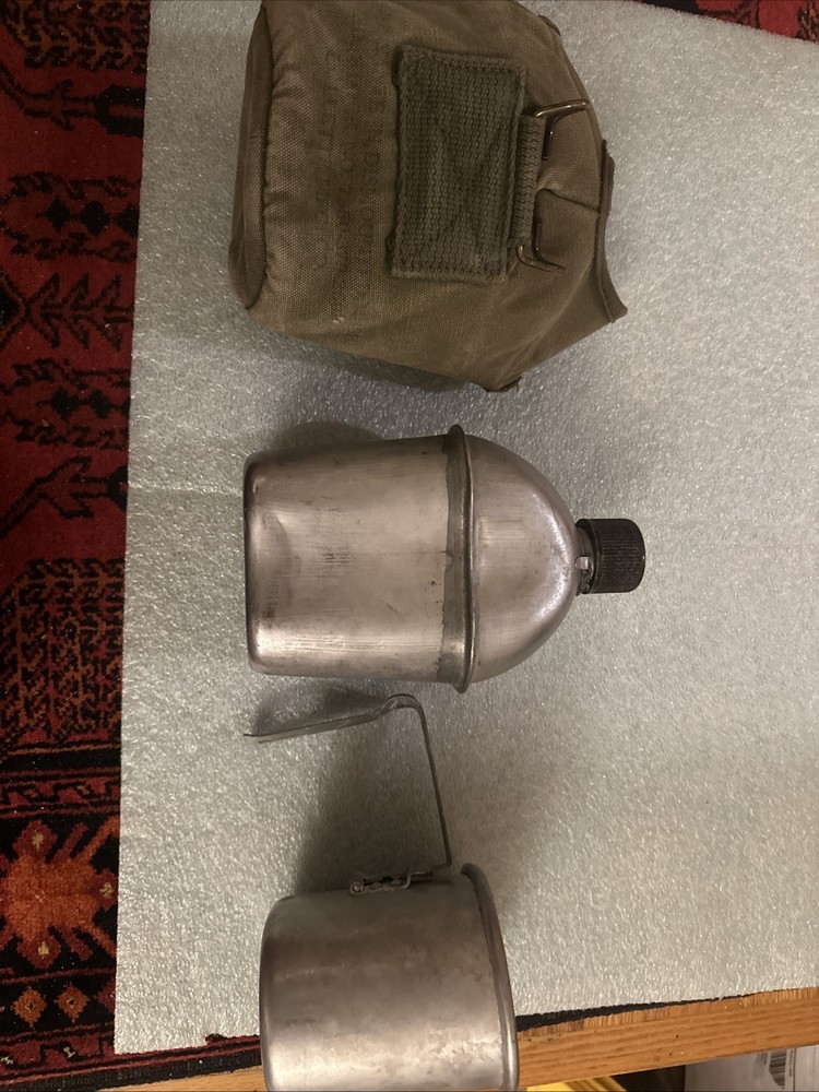 US military second world war water canteen 1945 Great Shape