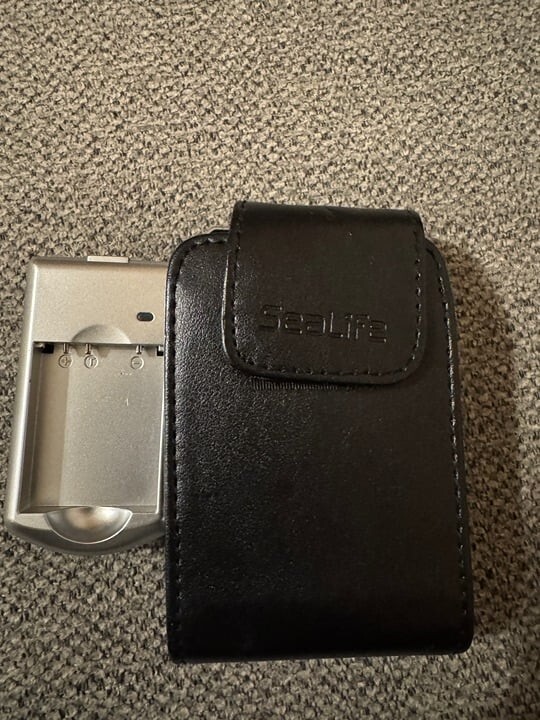 SEALIFE DC 1200 UNDERWATER DIVING CAMERA