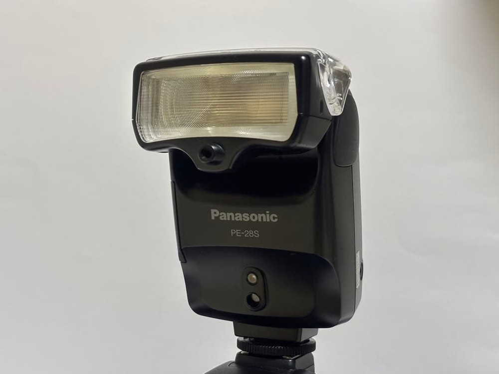 Panasonic PE-28S Flash External Auto Strobe w/ Wide Panel Tested Excellent