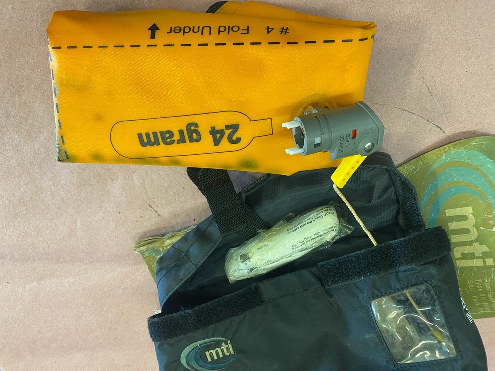 MTI Fluid Type III Inflatable Belt Pack PFD , Requires Secondary Donning. New /
