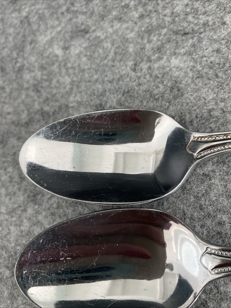 4 Oneida Stainless Countess Glossy Beaded Place Oval Soup Spoons Flatware