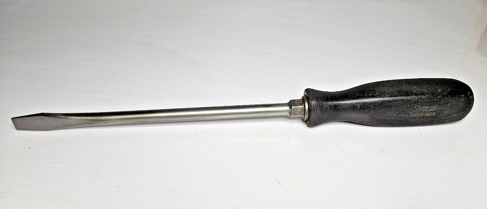 Snap-on Tools Black Handle Flat Tip Screwdriver SSD8