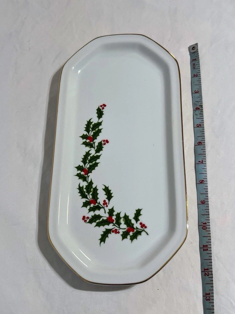 Holly Leaf & Berries Cream & Sugar Set With Serving Tray ABC Distributing