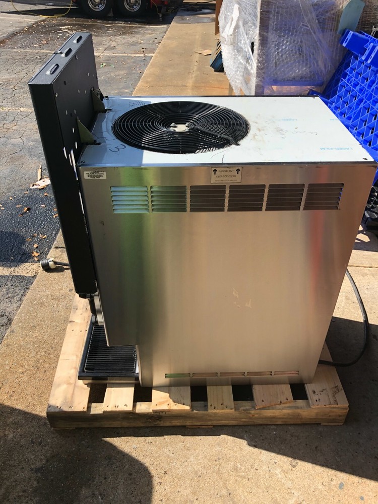 Lancer Frozen Beverage Dispenser 563