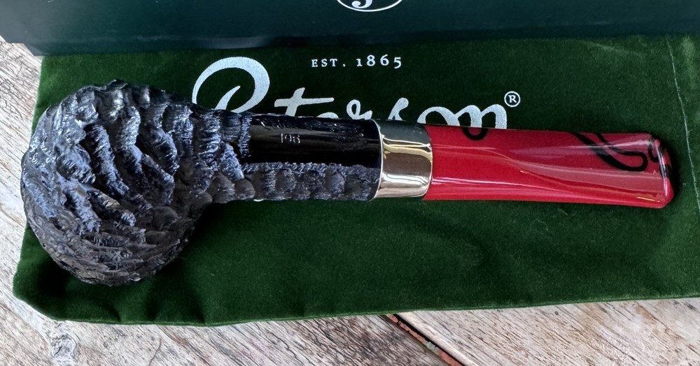 Peterson Dracula Rusticated Billiard (106) Fishtail Pipe - New