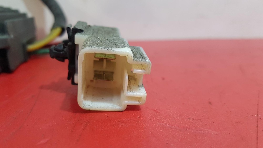 2015 PIAGGIO VESPA RECTIFIER REGULATOR