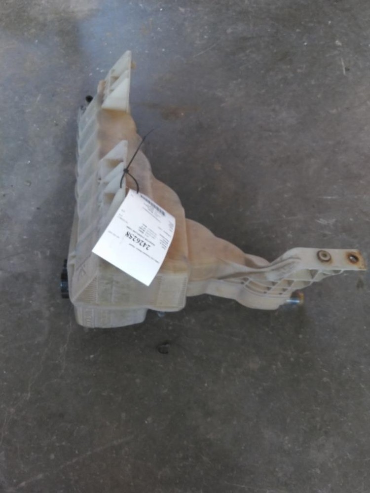 For 2016 PETERBILT 579 RADIATOR OVERFLOW TANK , MN