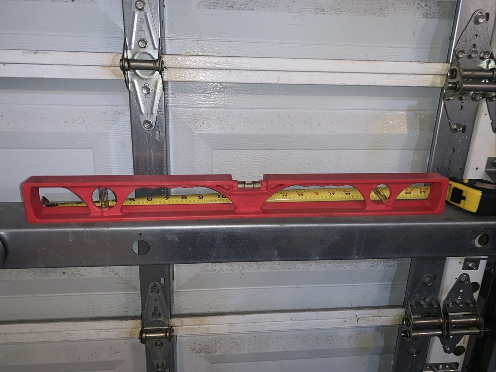 24" Level Plastic. Ruler. Notches at Ends