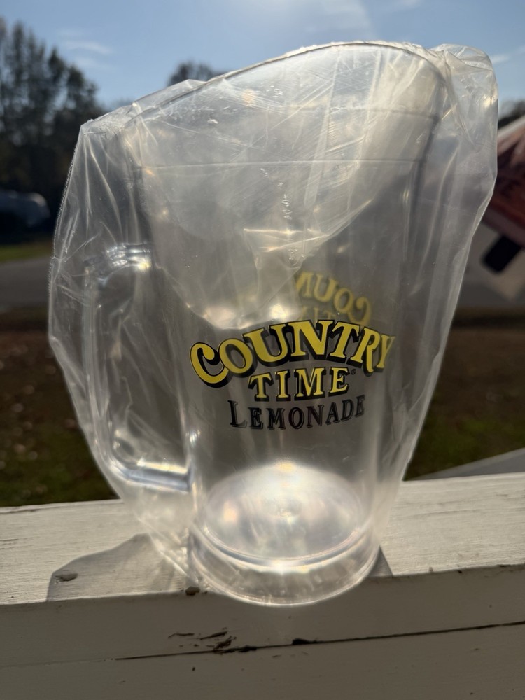 Country Time Lemonade Pitcher 2 Quart Hard Plastic