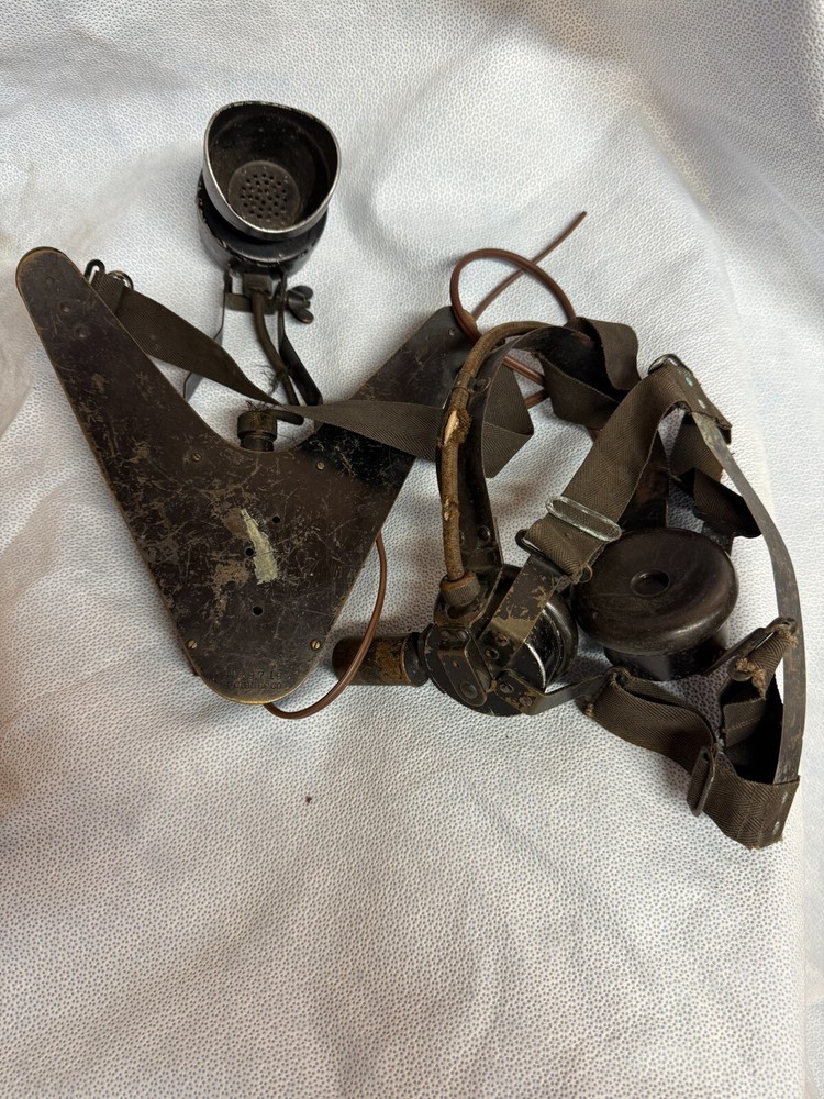WW2 telephone communication microphone and headset, very heavy