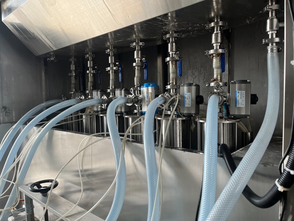 6-Head Bottle Filler