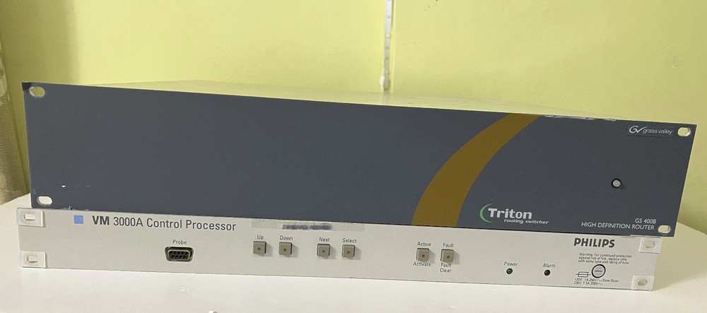 Grass Valley Triton  GS400B HDSDI ROUTER , Include  VM3000A Controller