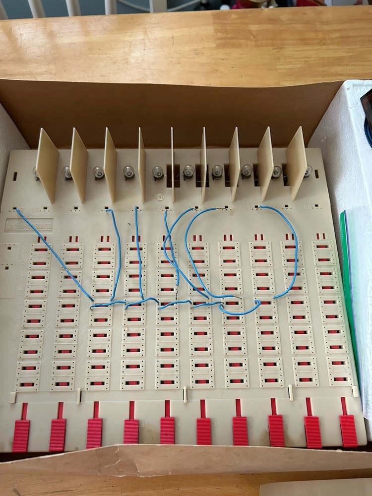 Vintage 1974 Logix Electronic Computer 0-600 Miniature Computer RARE Untested