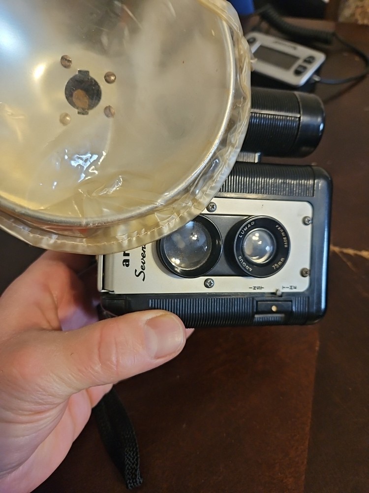 Vintage 1950 ’s Argus Seventy Five Camera with flash