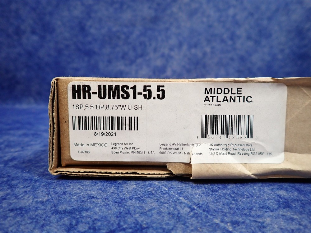 Middle Atlantic Products HR-UMS1-5.5 1/2 Rack 1 Space Universal Multi-Shelf (J9)