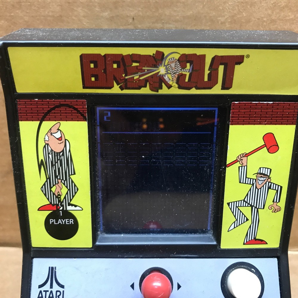 Vintage 1976 Atari Breakout Handheld Game Tested