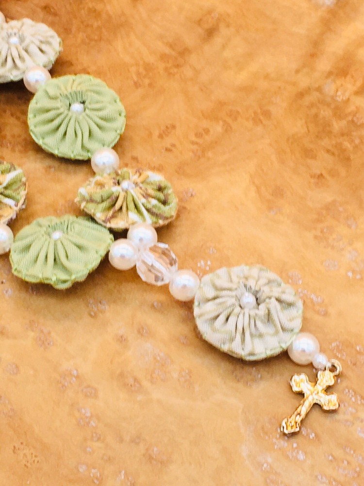 handmade rosary " fabric yoyo flower"