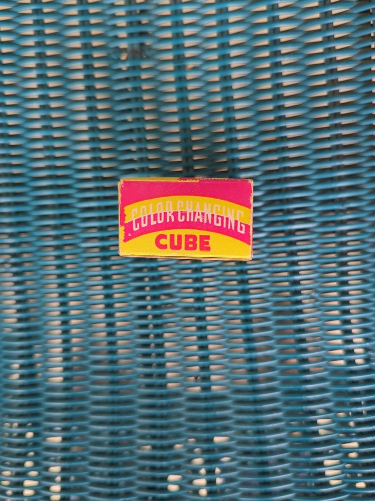 1952 Royal Magic Novelty Co. COLOR CHANGING CUBE w. Box Instructions
