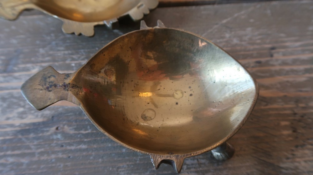 Antique Footed Brass Softshell Turtle Trinket Box 5"