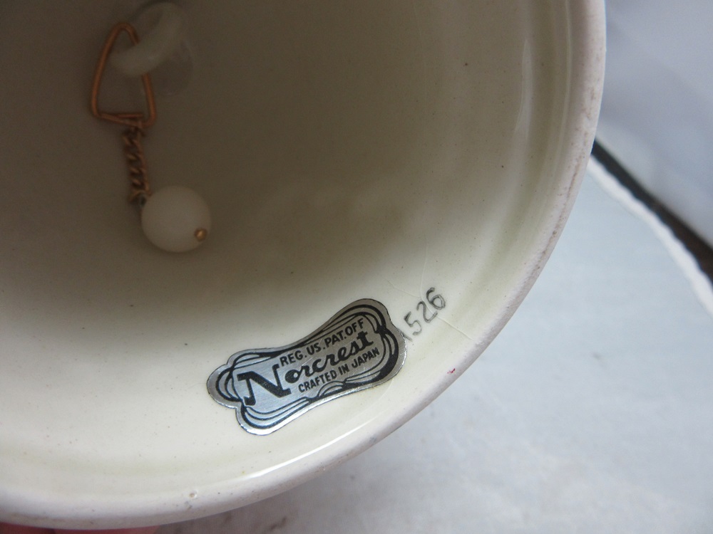 Norcrest pottery bell. Seagull, ocean design