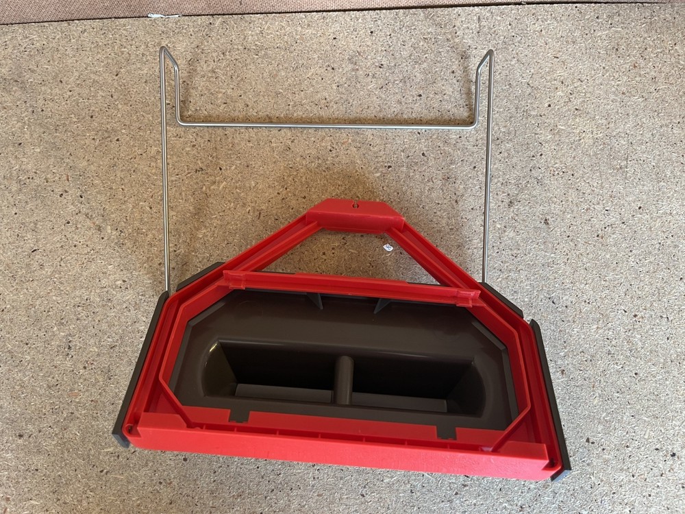 Bond Incredible Sweater Machine Carriage Shuttle Fabric Guide Part C10