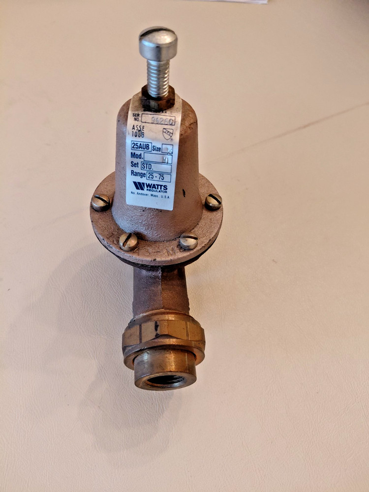 WATTS 1/2" Water Pressure Reducing Valve 25AUB