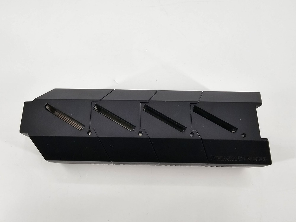 Delkin Devices Image Router USB 2.0 CF Card Four-Slot Reader DDREADER 40 No Powe