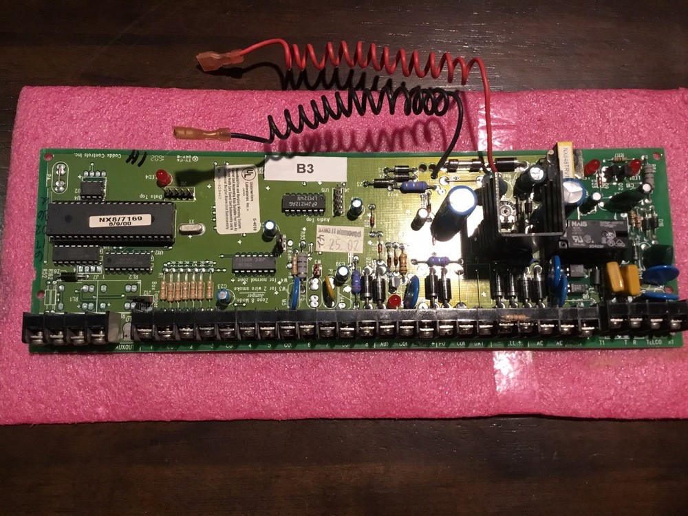 Caddx, G.E, Interlogix, NetworX NX-8 Security Alarm System Panel Board Only