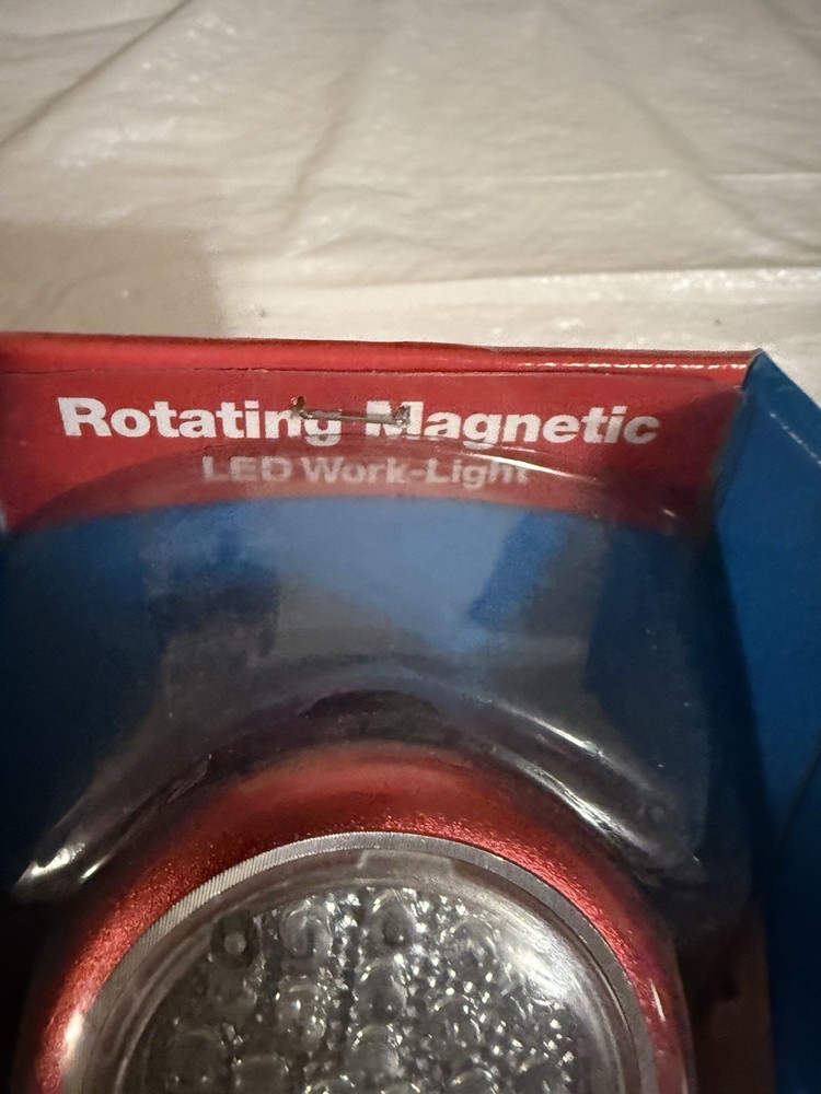 Ullman RT-2LT Rotating Magnetic LED Work Light New In Package