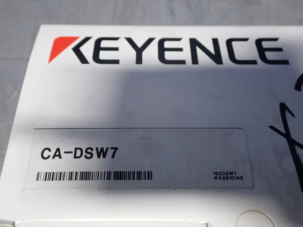 KEYENCE WHITE BACK LIGHT CA-DSW7