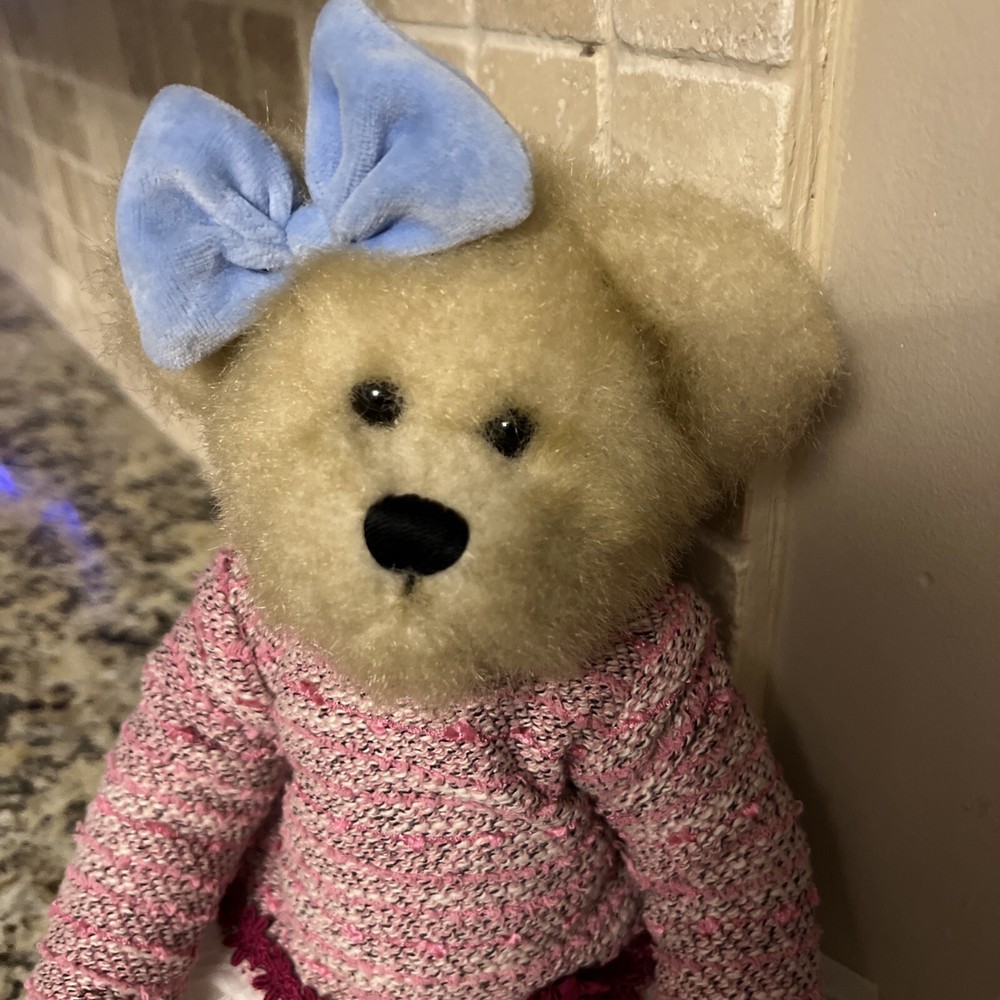 Boyd’s Bears plush Snowflake 2003 Bear 15”