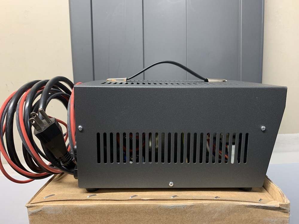Battery Charger SMART ELECTRONIC HIGH FREQUENCY SYSTEM CBSW1-S BRIERLY TECH.