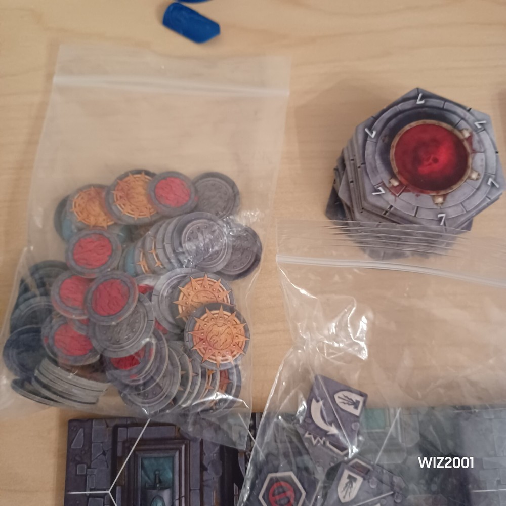 Warhammer Underworlds Shadespire Core Set 90%+ Complete Read Description Clean