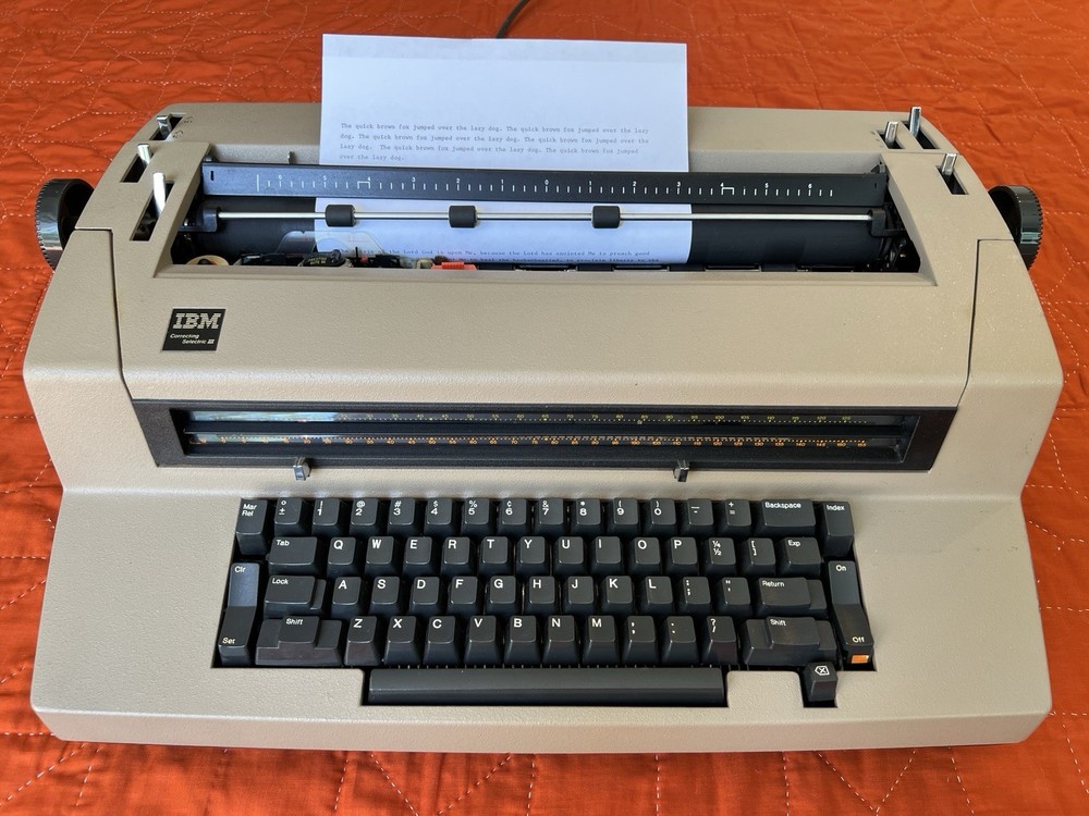 IBM Correcting Selectric III Electric Typewriter Beige