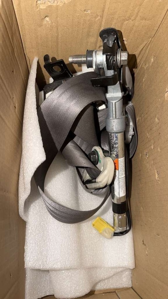 2015-2016 Honda CRV Left  Driver Side Seat Belt Retractor Gray OEM