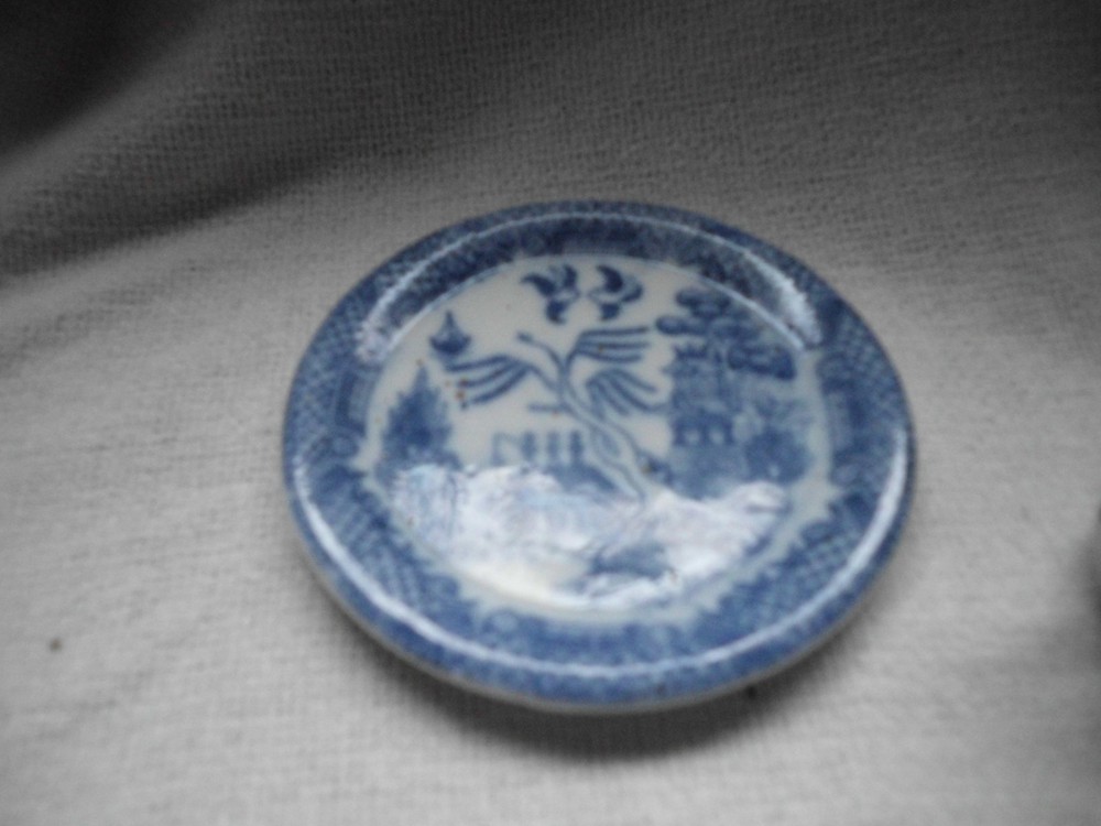 MINIATURE BLUE & WHITE WILLOW PATTERN TEA SET ~