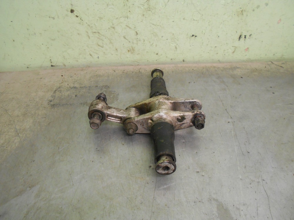 kawasaki   gpz  1000  rx  rear  linkage