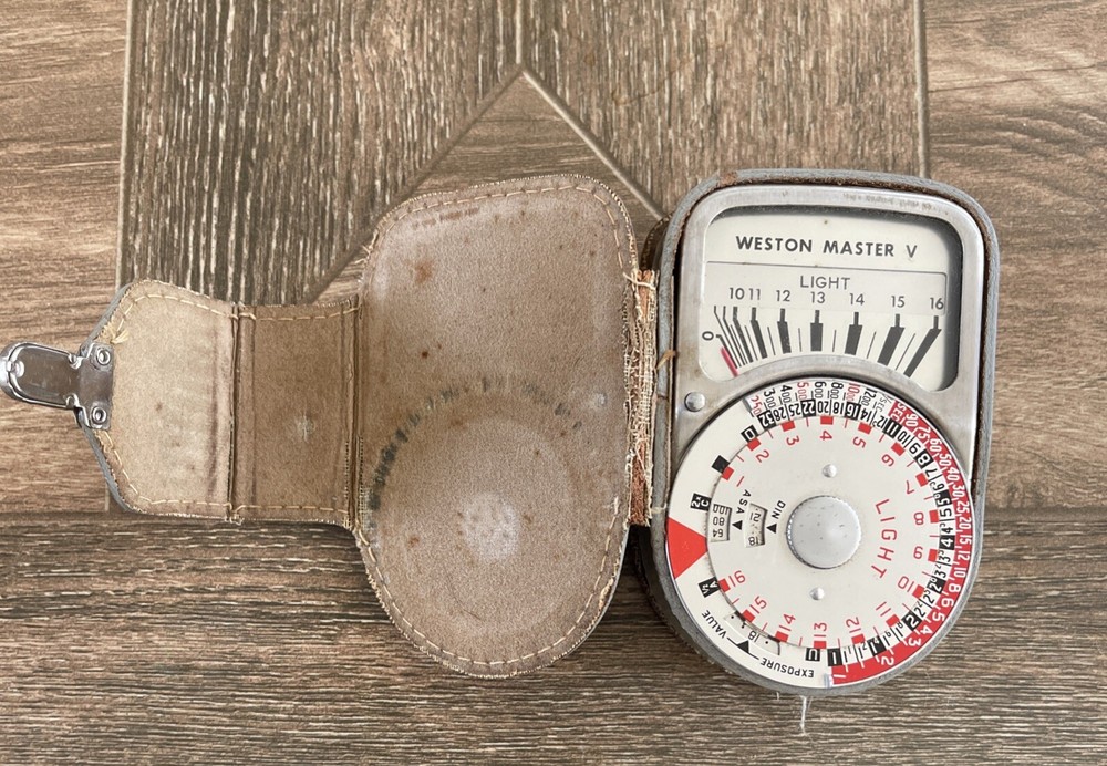 Vintage Weston Master V Light Meter  Model 748 W/CASE Universal Exposure Meter-8