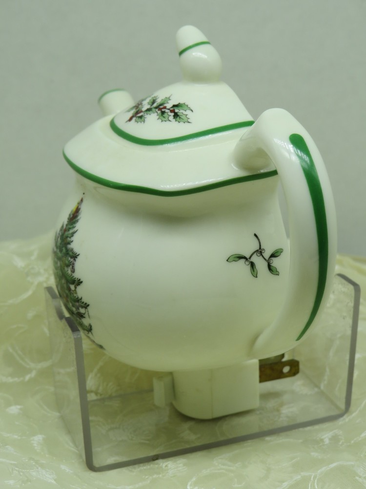 Vintage Spode S3324-A8 Christmas Tree Plug In Tea Pot Nightlight Night Light