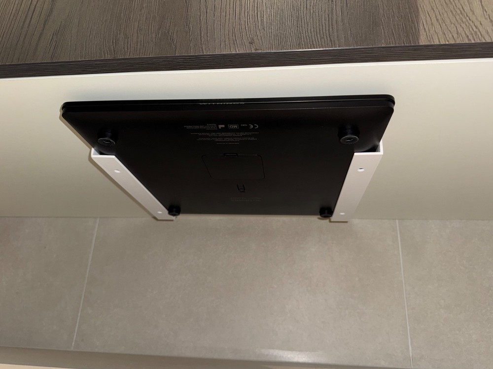 Bathroom Scale Wall Mount - Black