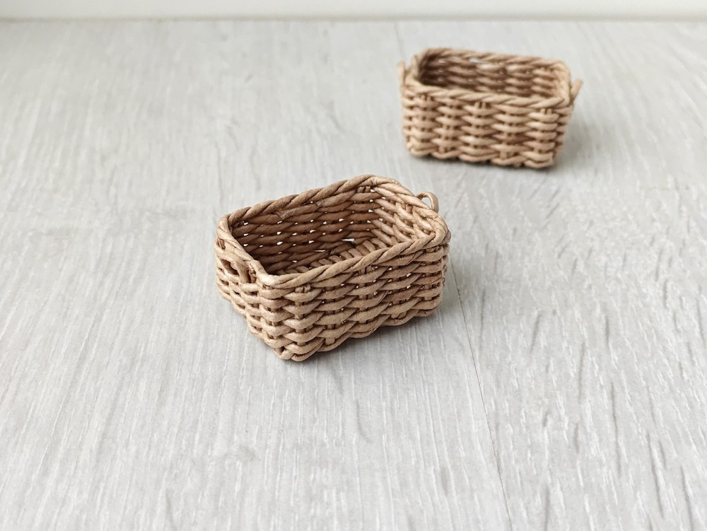 1:12 dollhouse miniature rectangular low wicker storage basket. handmade
