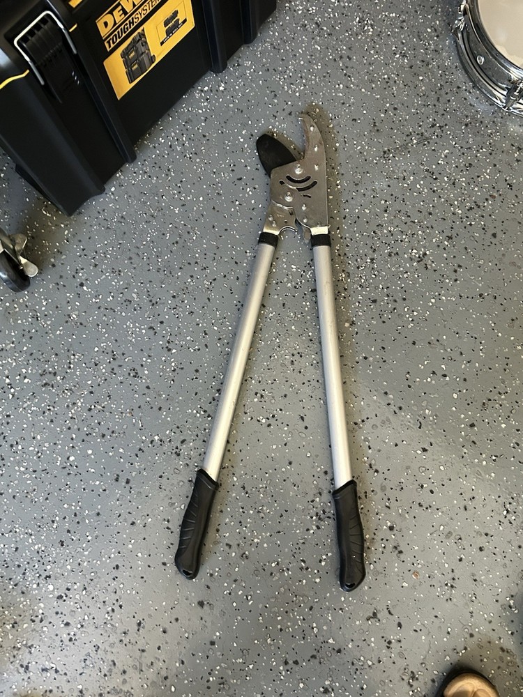 Backyard Pro Manual Compression Crimp Tool  30" Long - Trimming