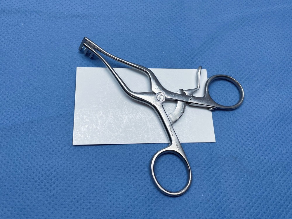 Codman 50-5646 Baby Weitlaner Retractor, 4.5", 2x3, Sharp, Germany